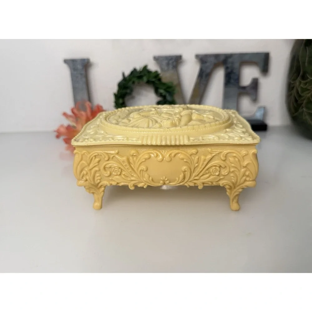 Vintage Celluloid Plastic Jewelry Trinket Box Beige Victorian Style MCM 4.5